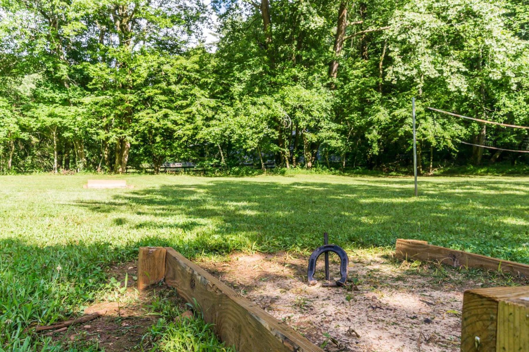 The Big Little Cabin - Hot Tub & Playground Dahlonega Εξωτερικό φωτογραφία