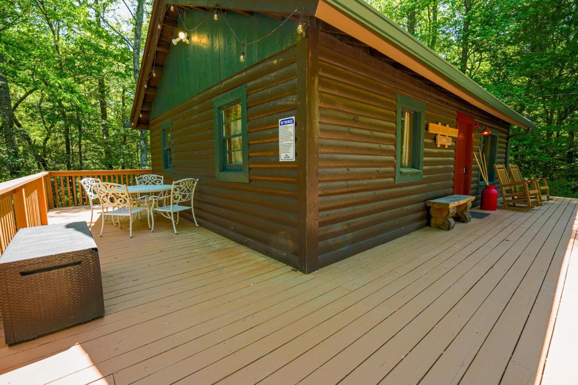The Big Little Cabin - Hot Tub & Playground Dahlonega Εξωτερικό φωτογραφία