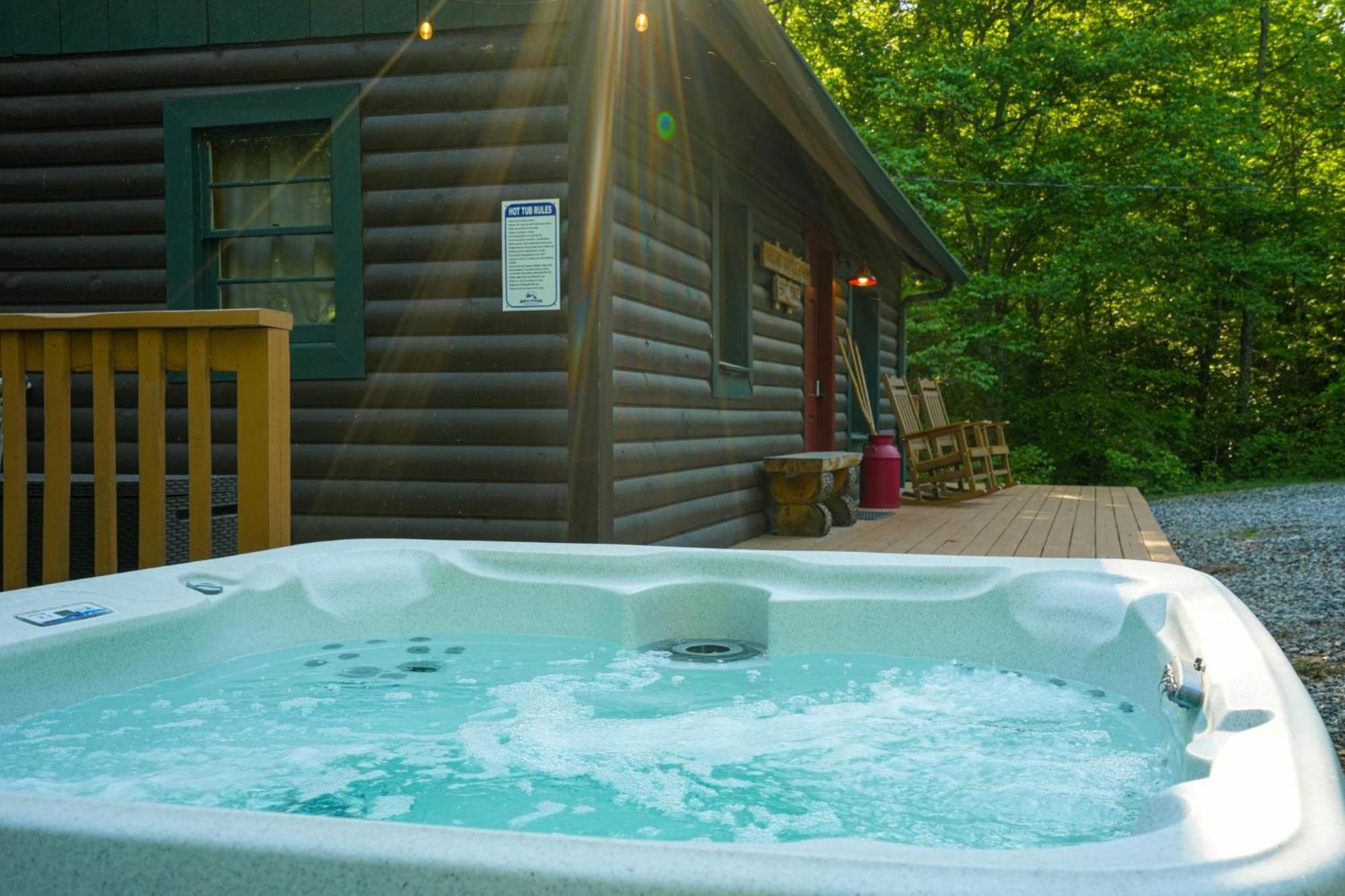 The Big Little Cabin - Hot Tub & Playground Dahlonega Εξωτερικό φωτογραφία