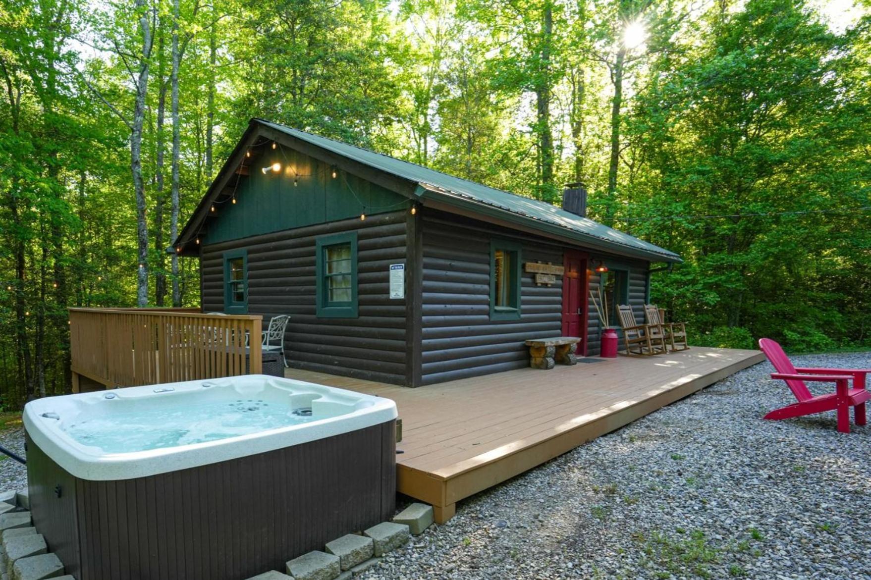 The Big Little Cabin - Hot Tub & Playground Dahlonega Εξωτερικό φωτογραφία