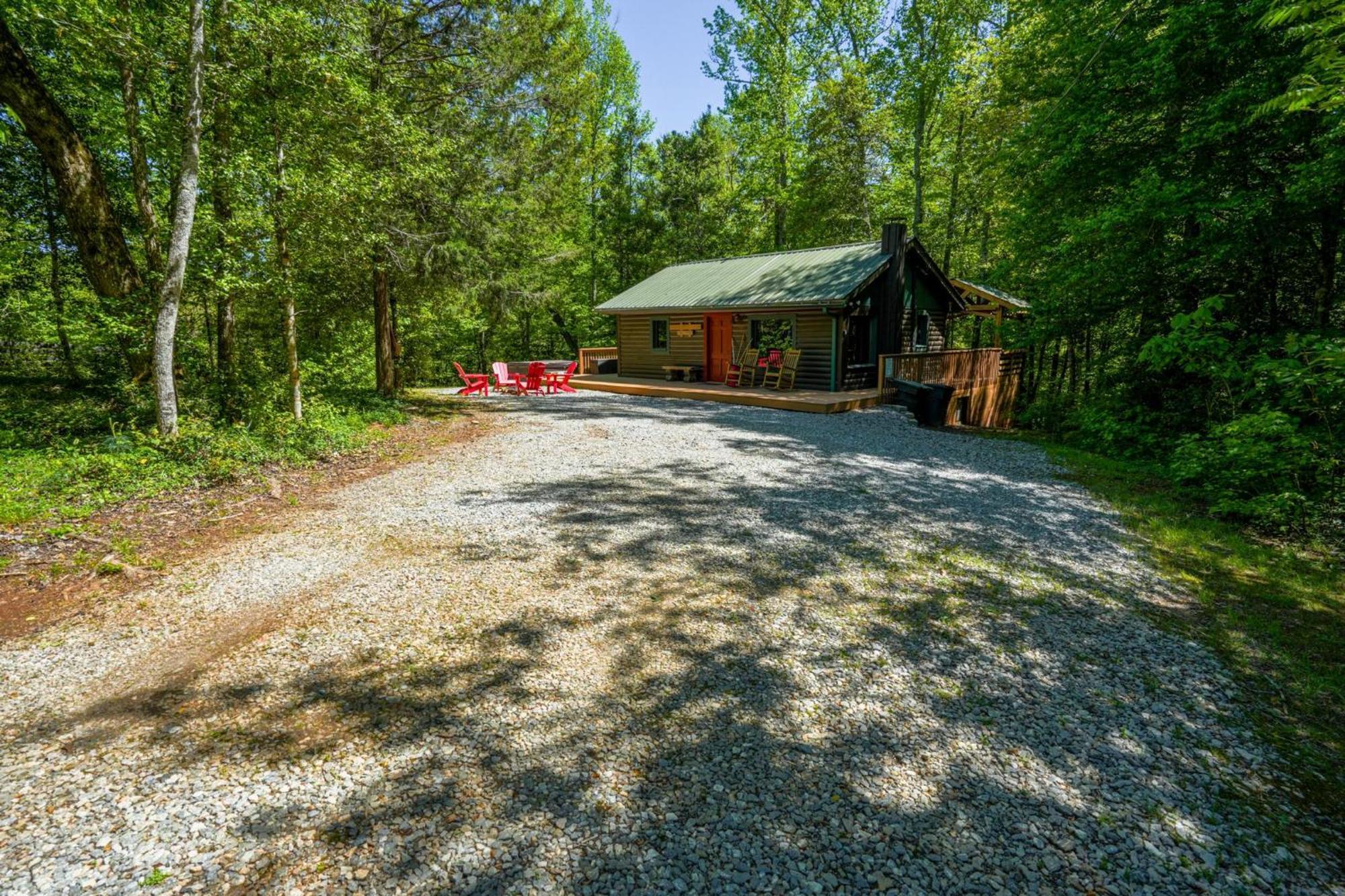 The Big Little Cabin - Hot Tub & Playground Dahlonega Εξωτερικό φωτογραφία